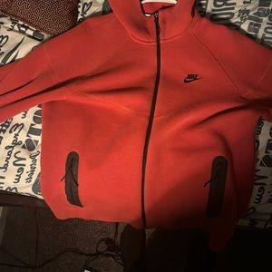 Zipper lost a little black paint not much.